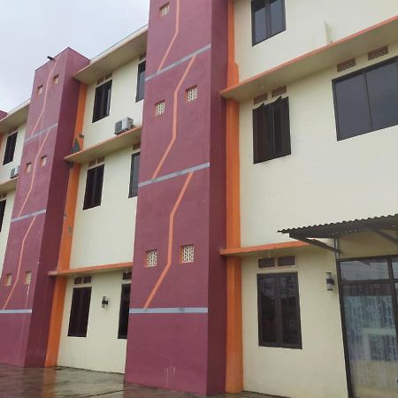 OYO 3373 Favour Hotel Pagaralam Buitenkant foto
