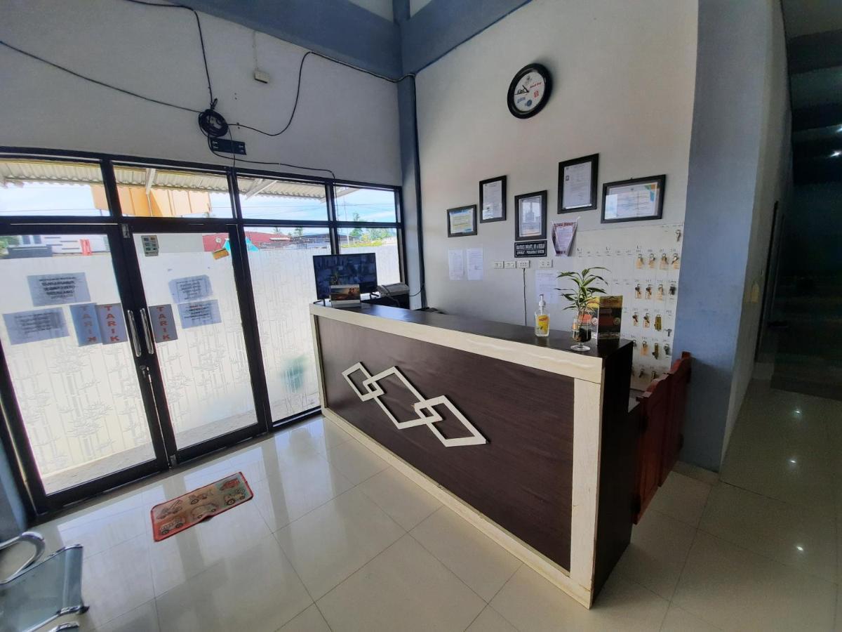 OYO 3373 Favour Hotel Pagaralam Buitenkant foto