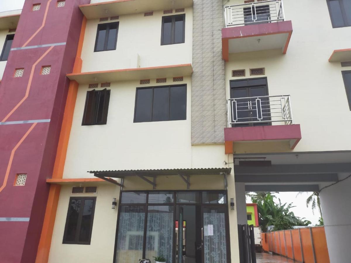OYO 3373 Favour Hotel Pagaralam Buitenkant foto